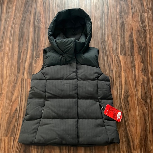 The North Face Novelty Nuptse Vest - Picture 5 of 17